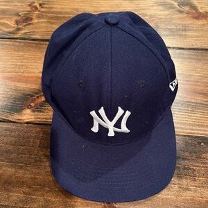New York Yankees Men flat bill cap hat, EUC, baseball, major league MLB, sports